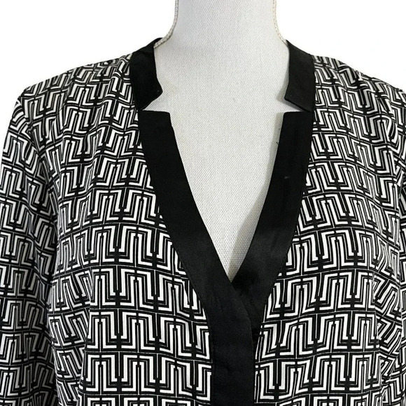 Ellen Tracy Black and White Button Up Shirt Blouse Large Zig Zag Striped Stripes - Picture 5 of 9